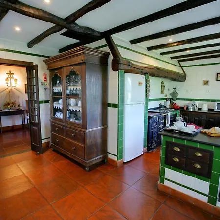 Sleeps 16 * Agra
