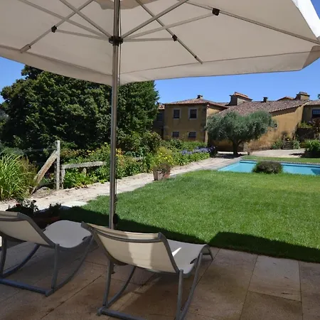 Sleeps 16 Agra